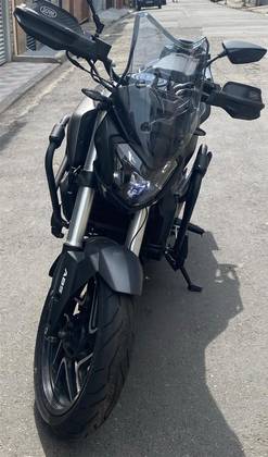 BAJAJ DOMINAR 400 